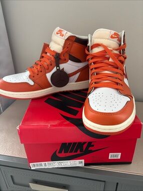 Nike Air Jordan 1 High OG - White & Orange